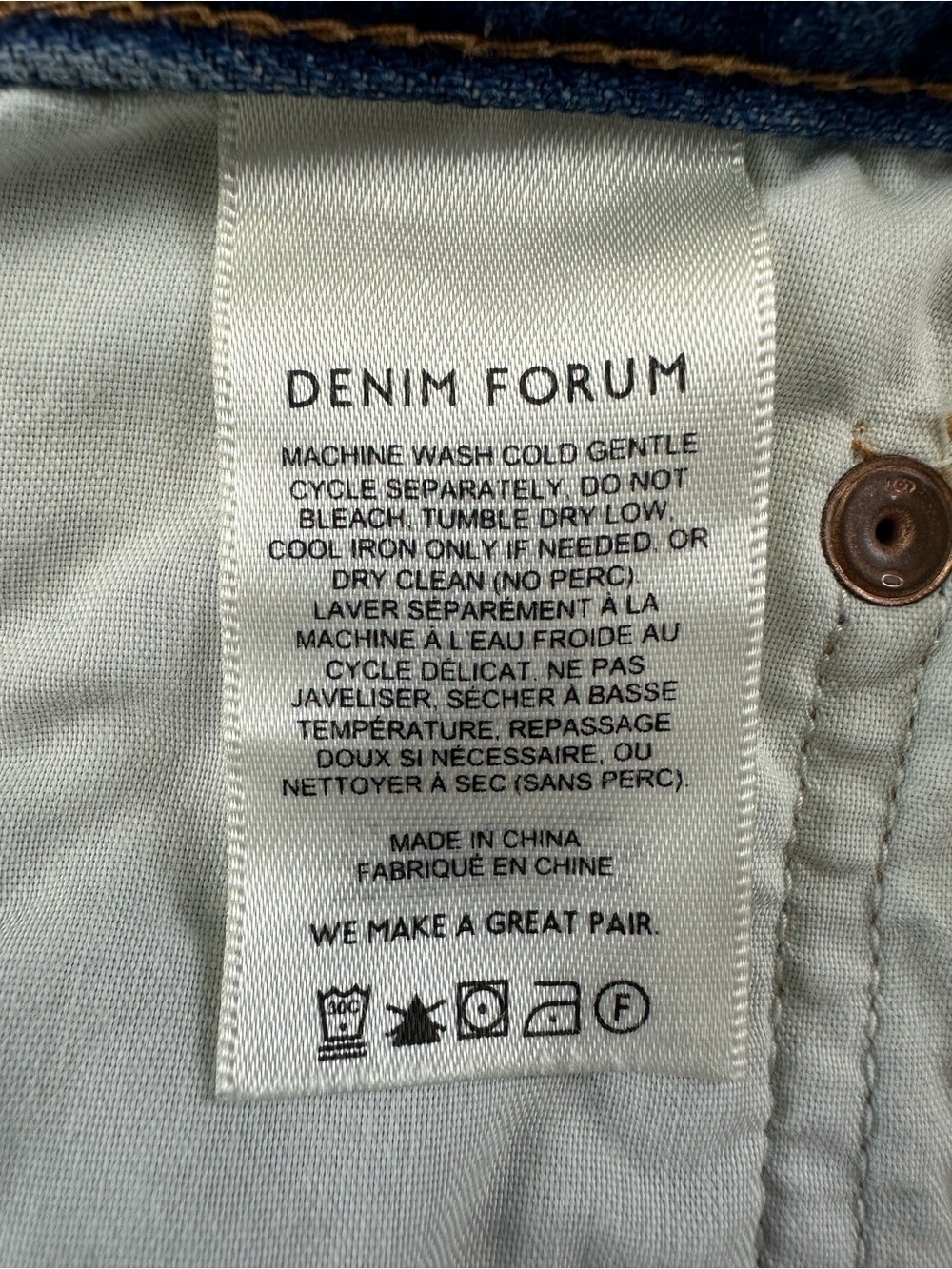 Aritzia Denim Forum The 90s cinched HiRise Straight leg jeans 28in waist cotton - Picture 7 of 16